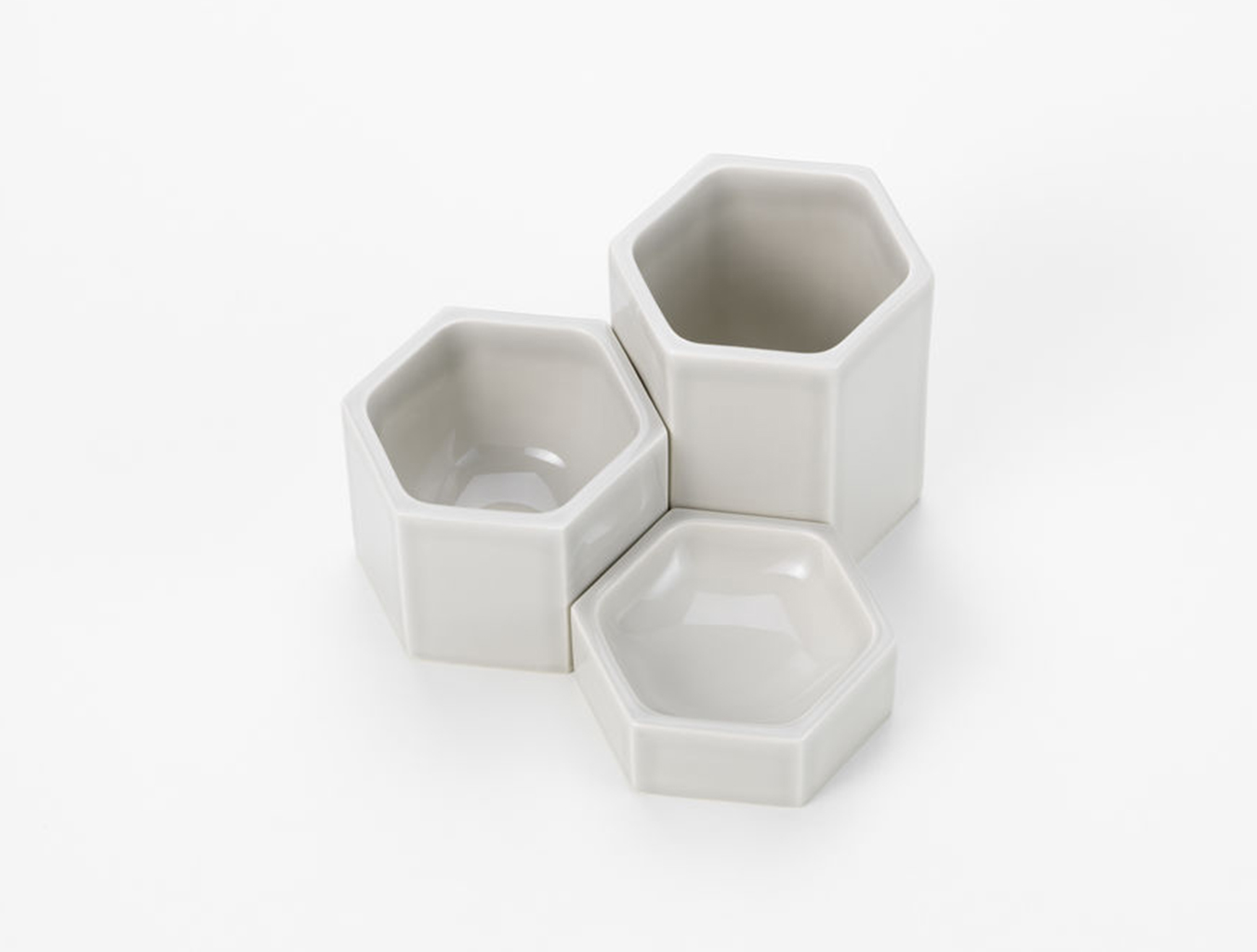 乐竞平台 - 附件|花器|办公家具|设计师家具|六角形容器