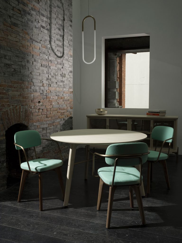 乐竞平台 - 坐具|餐椅|办公家具|设计师家具|Utility 餐椅
