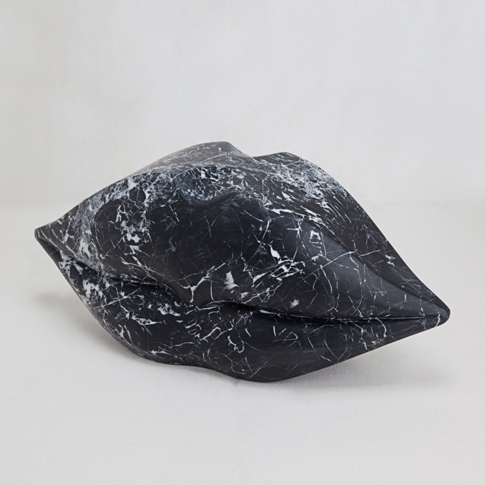 乐竞平台 - 附件|饰品|办公家具|设计师家具|经典之吻