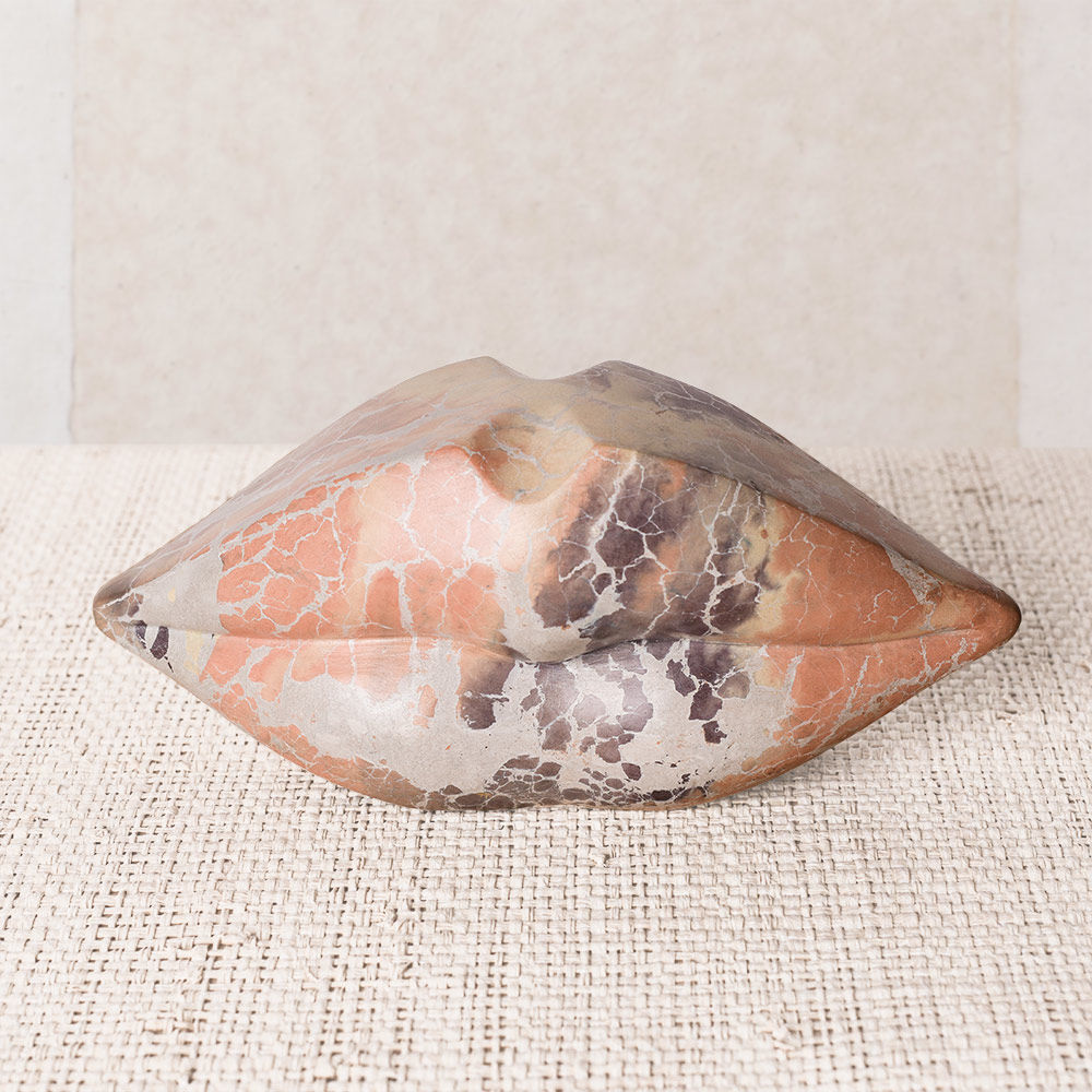 乐竞平台 - 附件|饰品|办公家具|设计师家具|经典之吻
