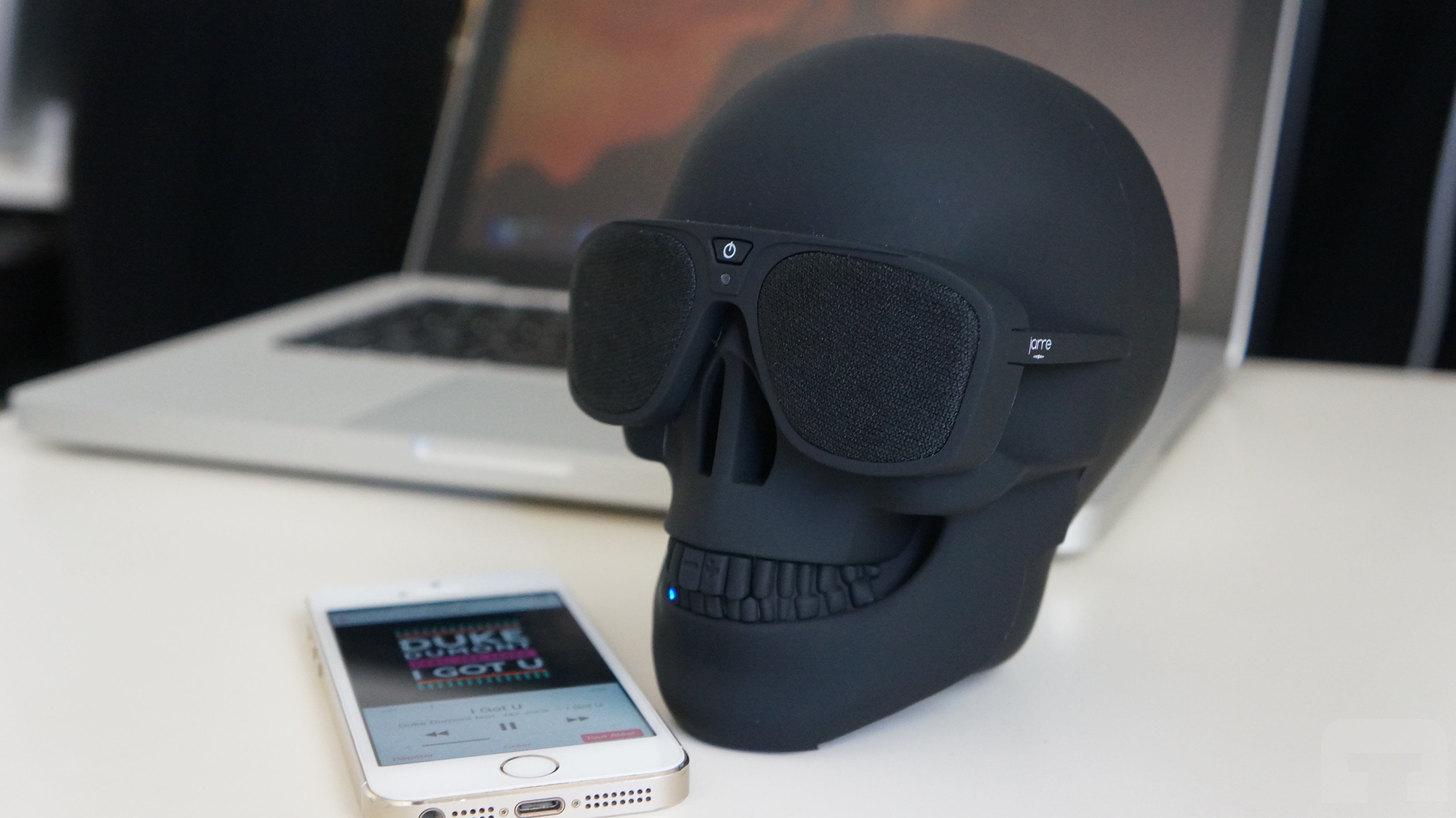 乐竞平台 - 附件|饰品|办公家具|设计师家具|AeroSkull XS +音箱