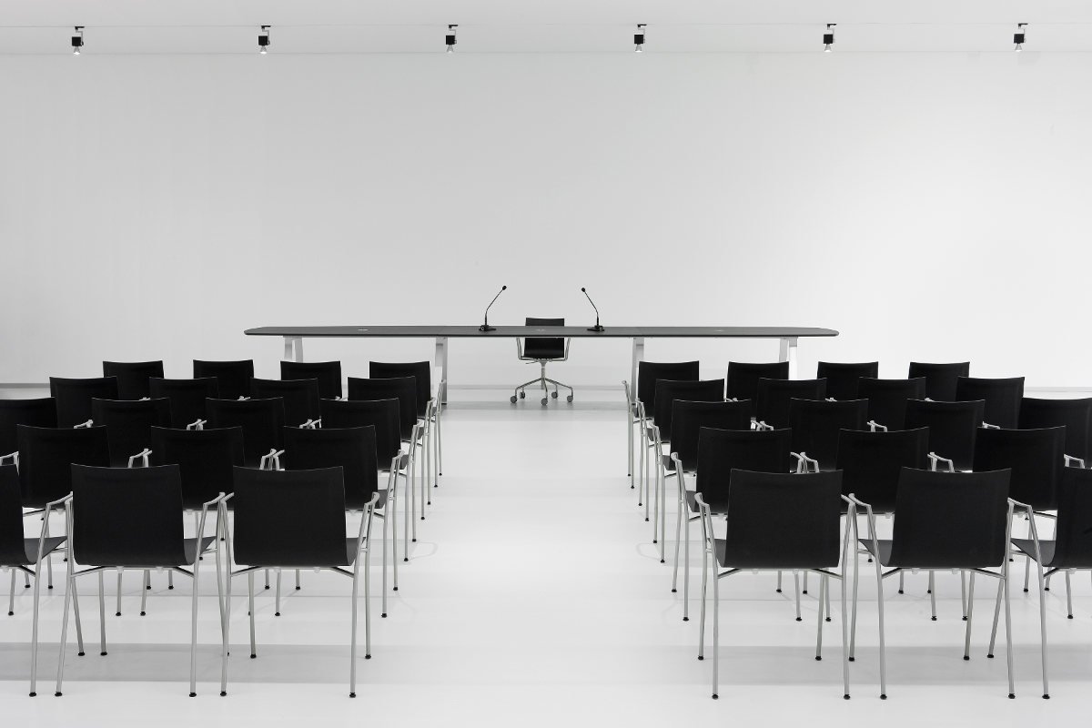 乐竞平台 - 坐具|餐椅|办公家具|设计师家具|Thin 餐椅/会客椅