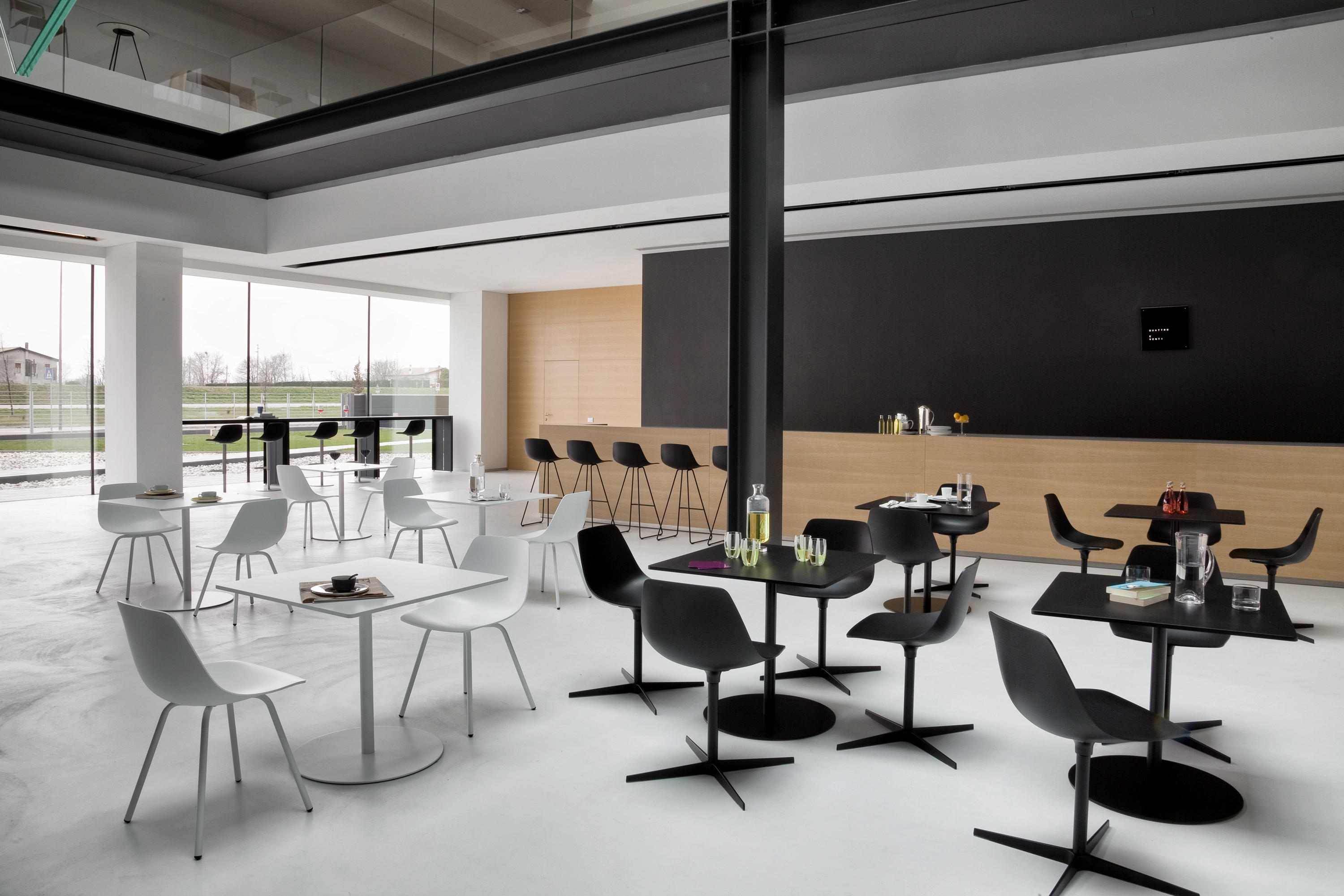 乐竞平台 - 坐具|餐椅|办公家具|设计师家具|MIUNN 餐椅/洽谈椅
