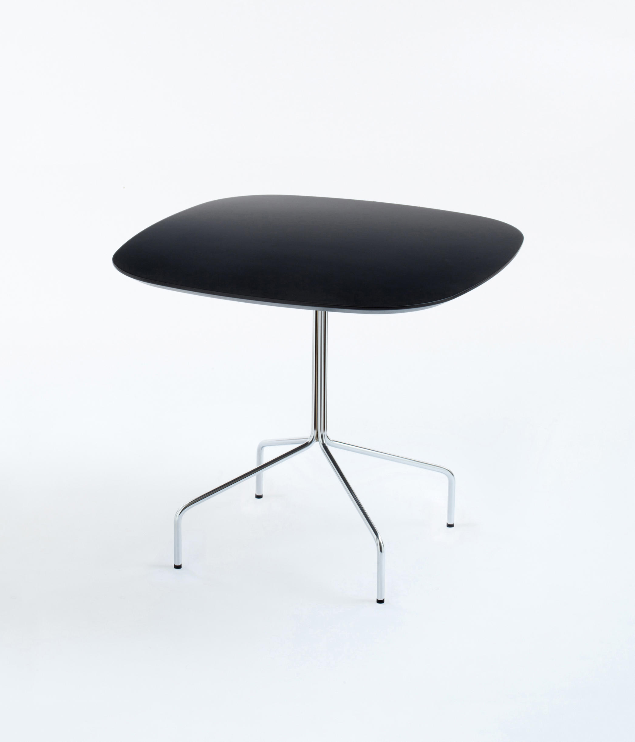 乐竞平台 - 桌几|咖啡桌|办公家具|设计师家具|Lucky Table 咖啡桌