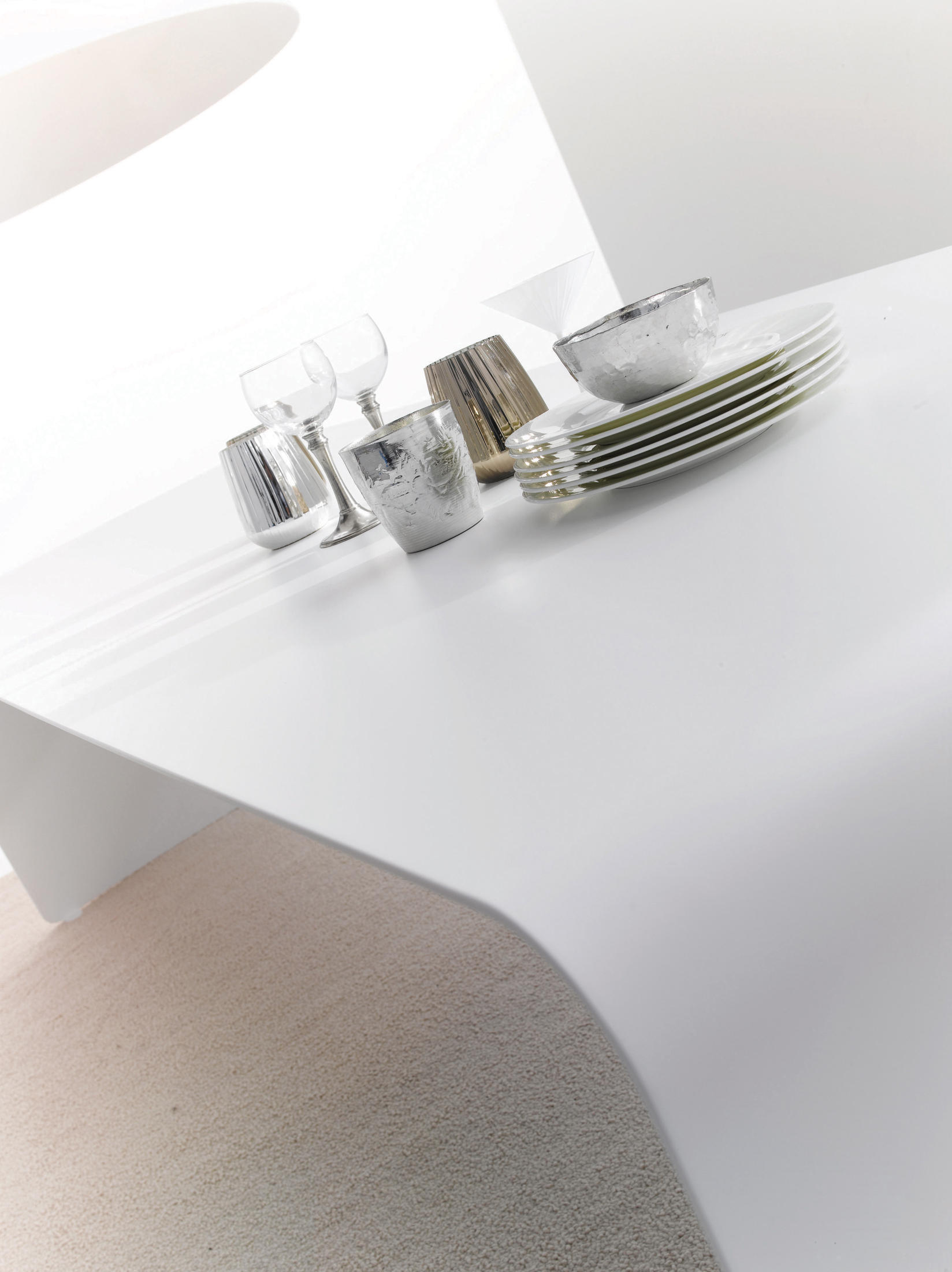 乐竞平台 - 桌几|餐桌|办公家具|设计师家具|LA GRANDE TABLE 洽谈台/餐台