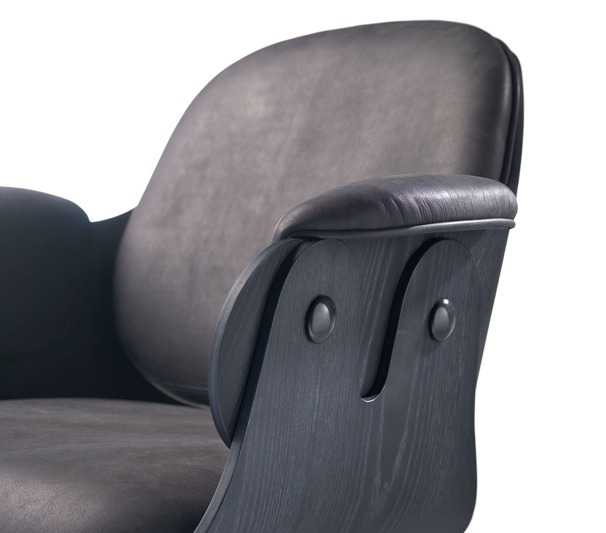 乐竞平台 - 坐具|休闲椅|办公家具|设计师家具|LOW LOUNGER 休闲椅