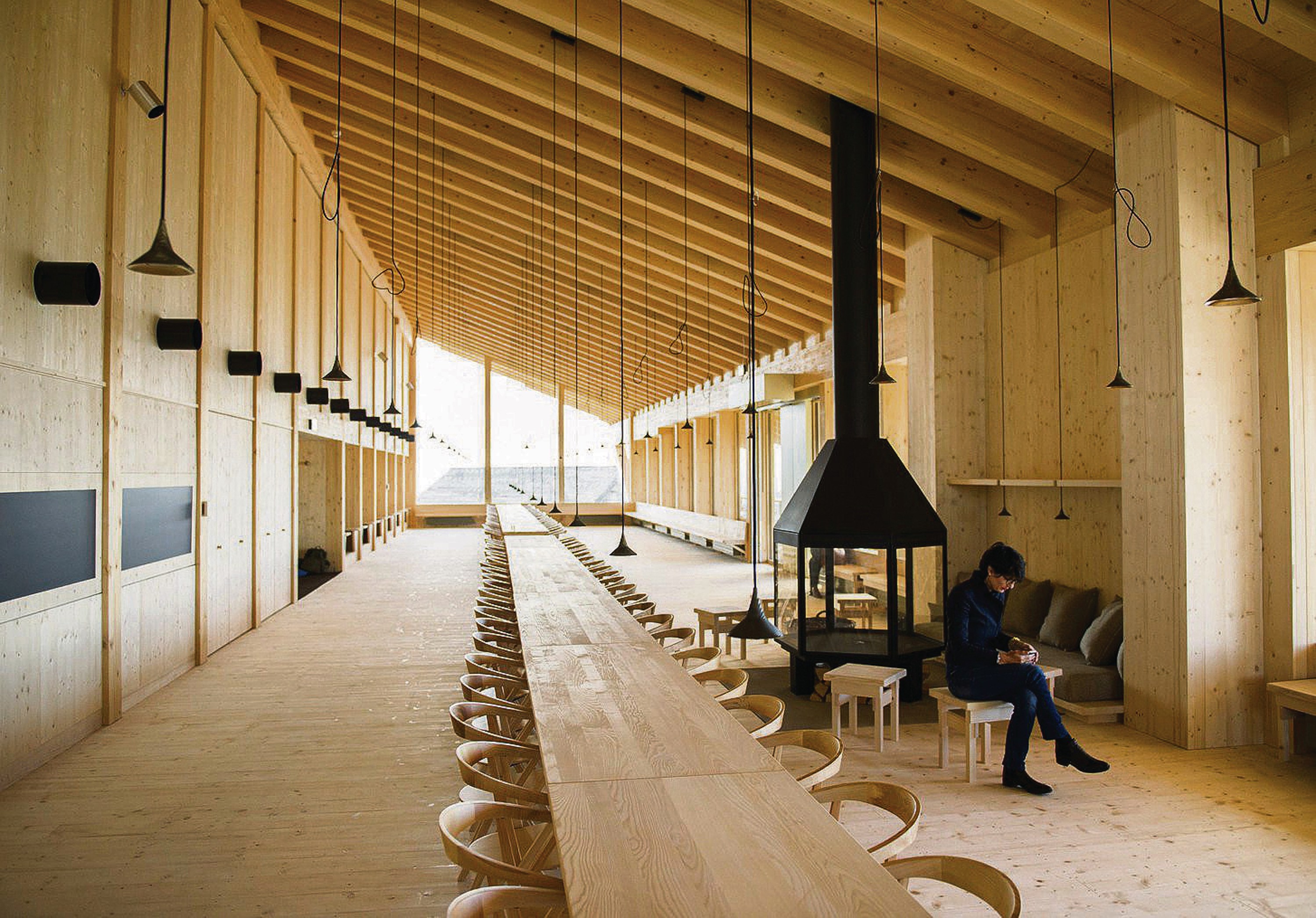 乐竞平台 - 坐具|餐椅|办公家具|设计师家具|Extrusions 餐椅/洽谈椅