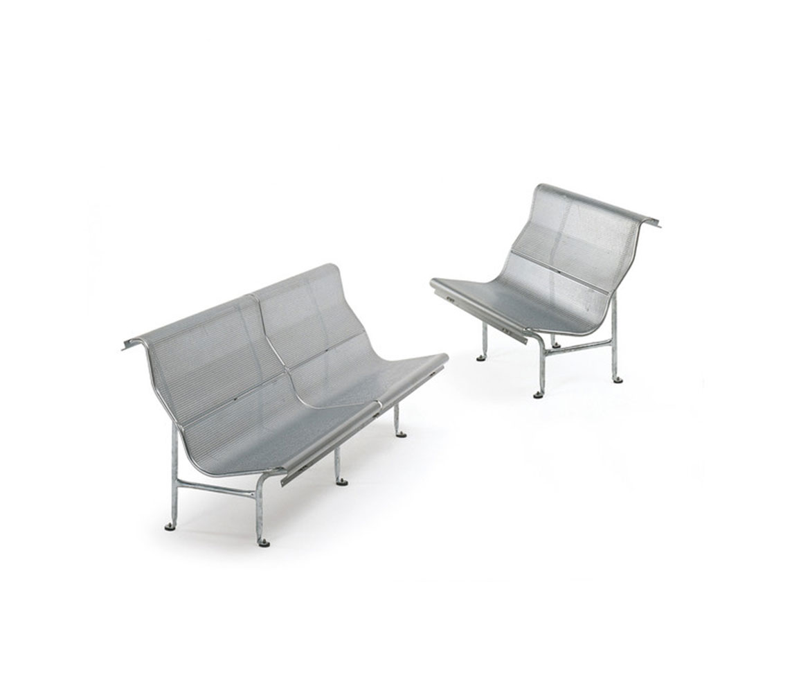 [乐竞平台 - 坐具|户外椅|办公家具|设计师家具|CATALANO  户外等候椅]