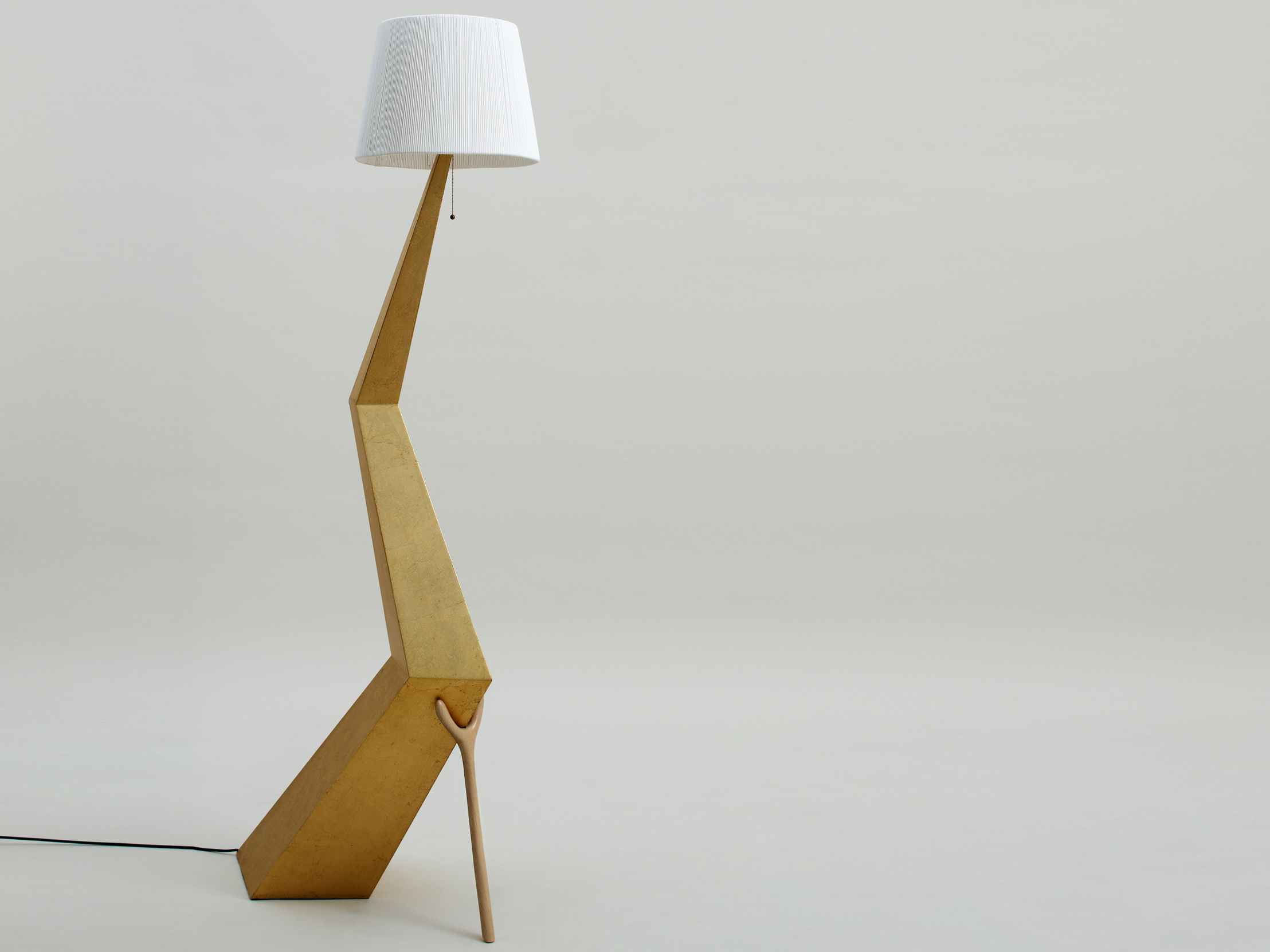 乐竞平台 - 灯饰|落地灯|办公家具|设计师家具|Bracelli lamp 落地灯