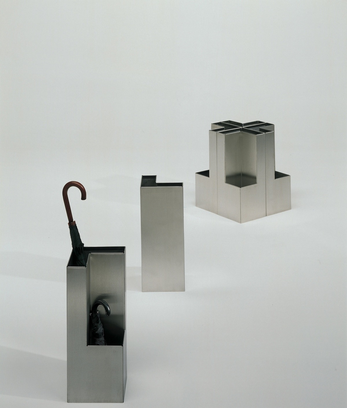 乐竞平台 - 附件|雨伞架|办公家具|设计师家具|Plec Umbrella Stand 雨伞架