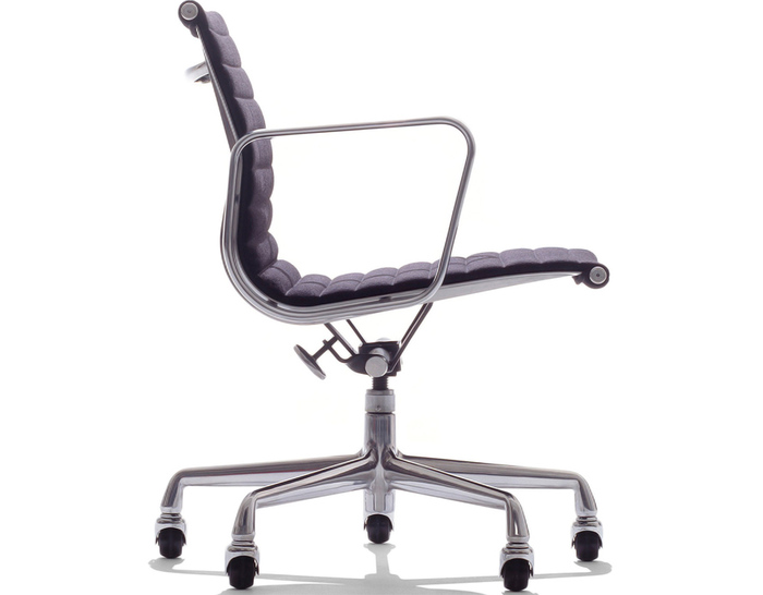 [乐竞平台 - 坐具|任务椅|办公家具|设计师家具|伊姆斯中班椅]