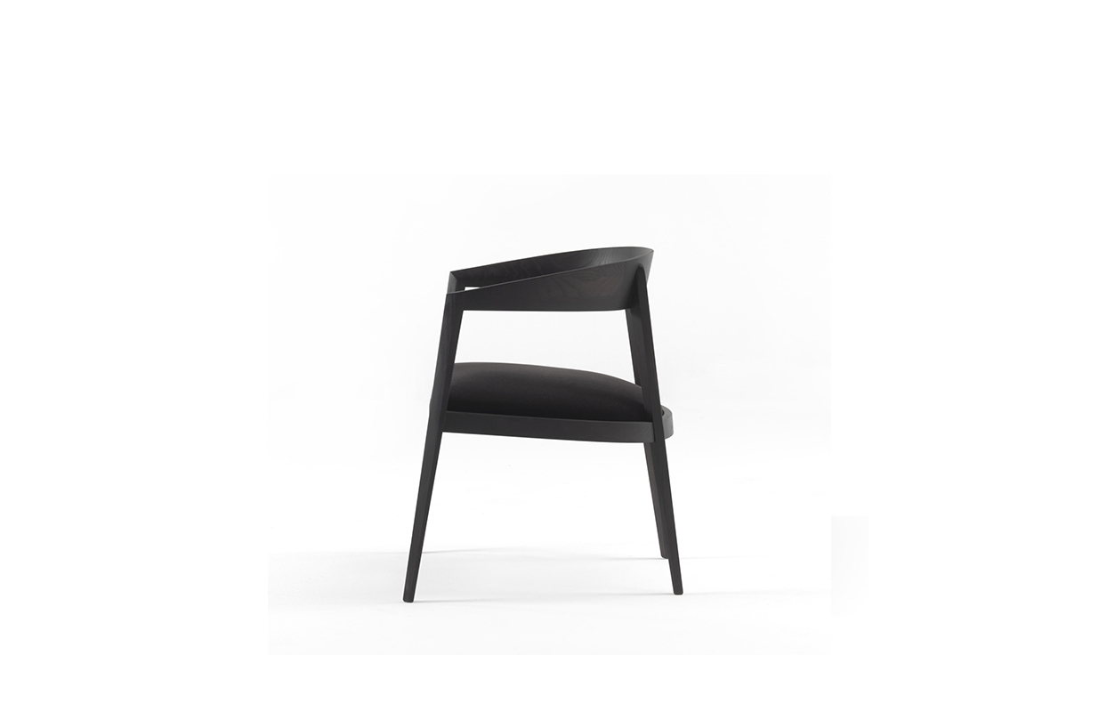 乐竞平台 - 坐具|休闲椅|办公家具|设计师家具|Lizzie扶手椅