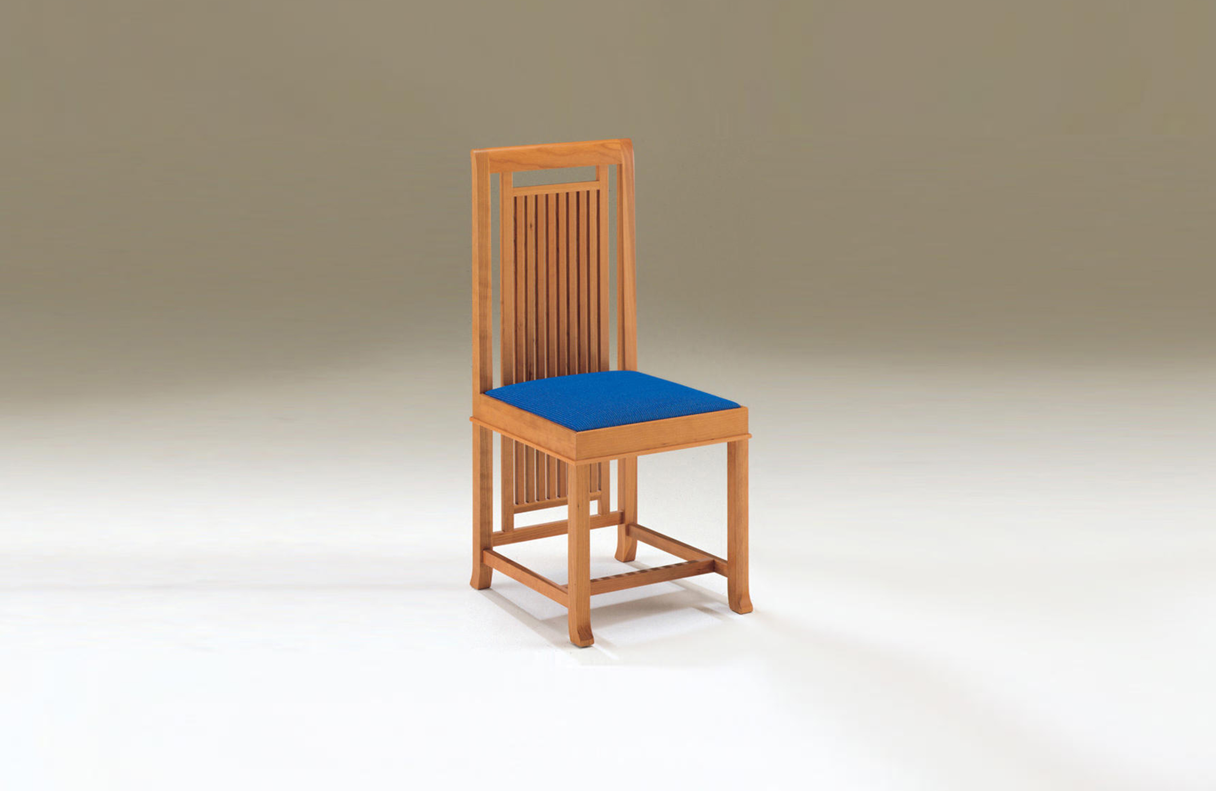乐竞平台 - 坐具|餐椅|办公家具|设计师家具|614孔利椅