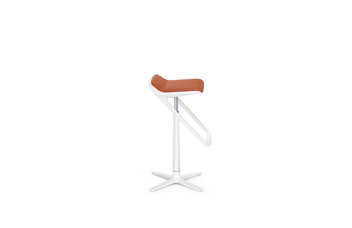 乐竞平台 - 坐具|吧椅/凳子|办公家具|设计师家具|KINETICis5 700K Swivel凳